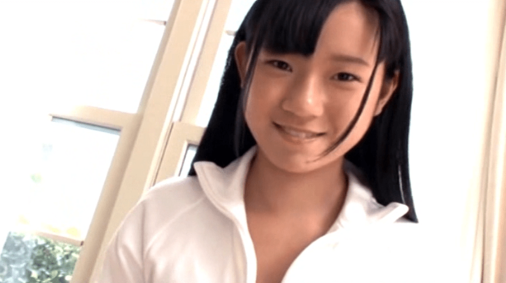新見ななえプロフィール